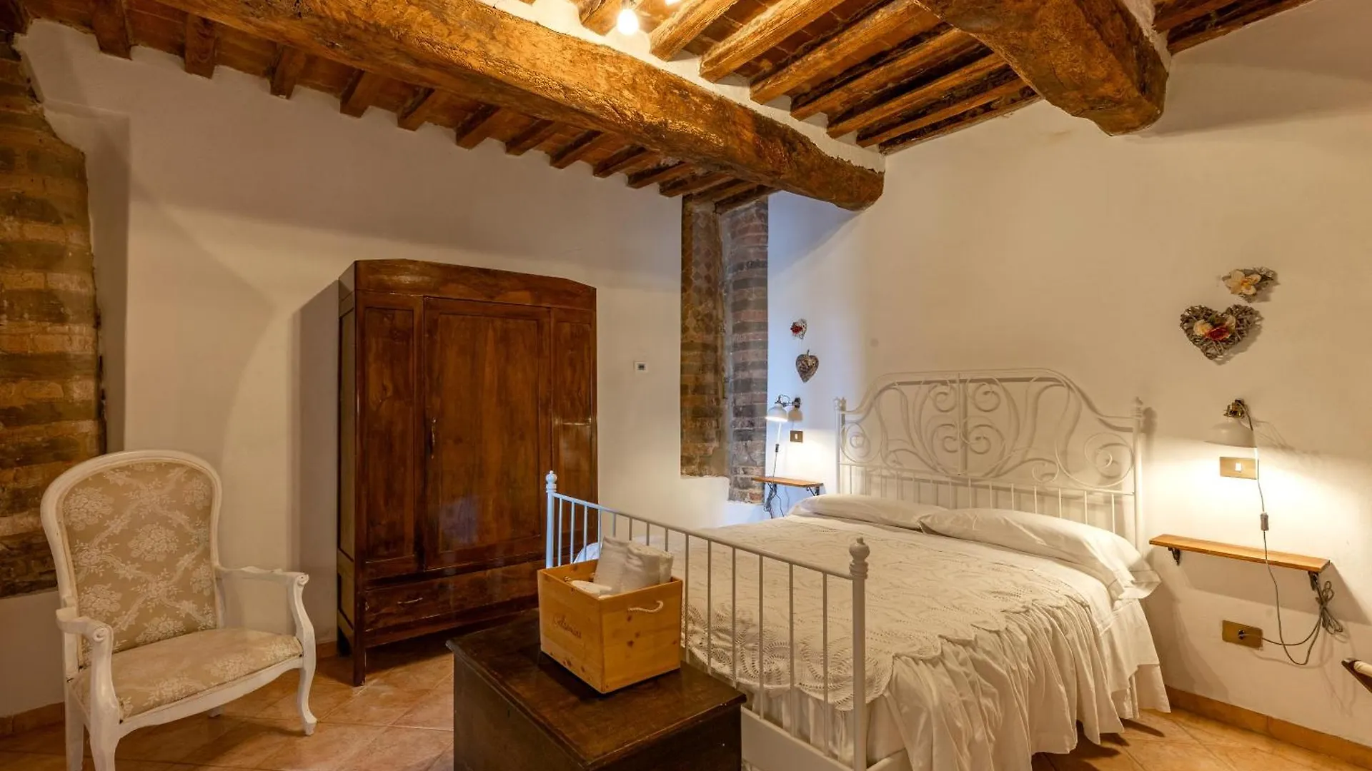 Farm stay Agriturismo Pieve Sprenna Villa Buonconvento Italy
