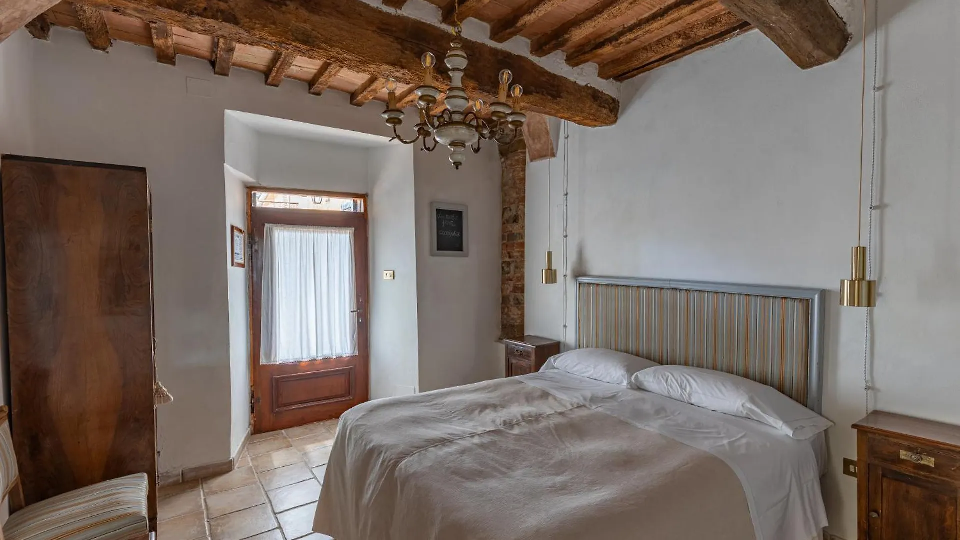 Farm stay Agriturismo Pieve Sprenna Villa Buonconvento Italy