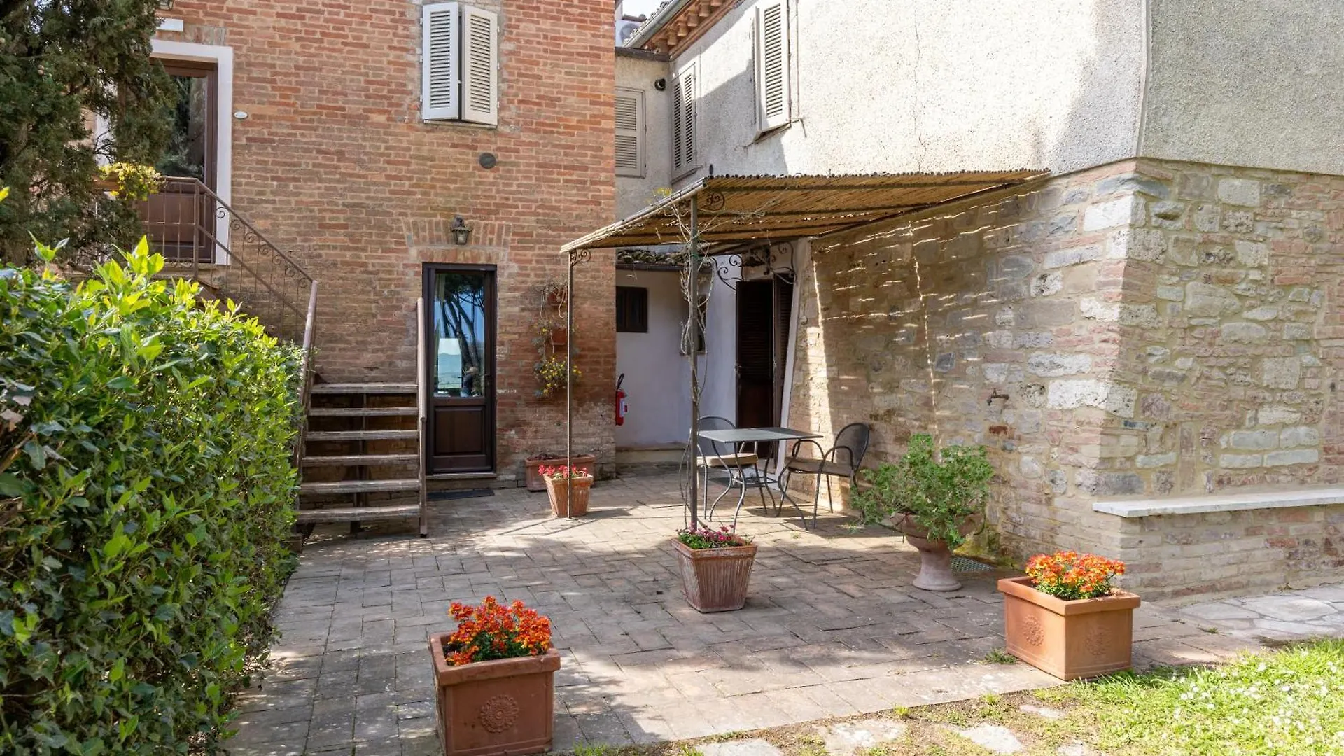 Agriturismo Pieve Sprenna Villa Buonconvento Italy